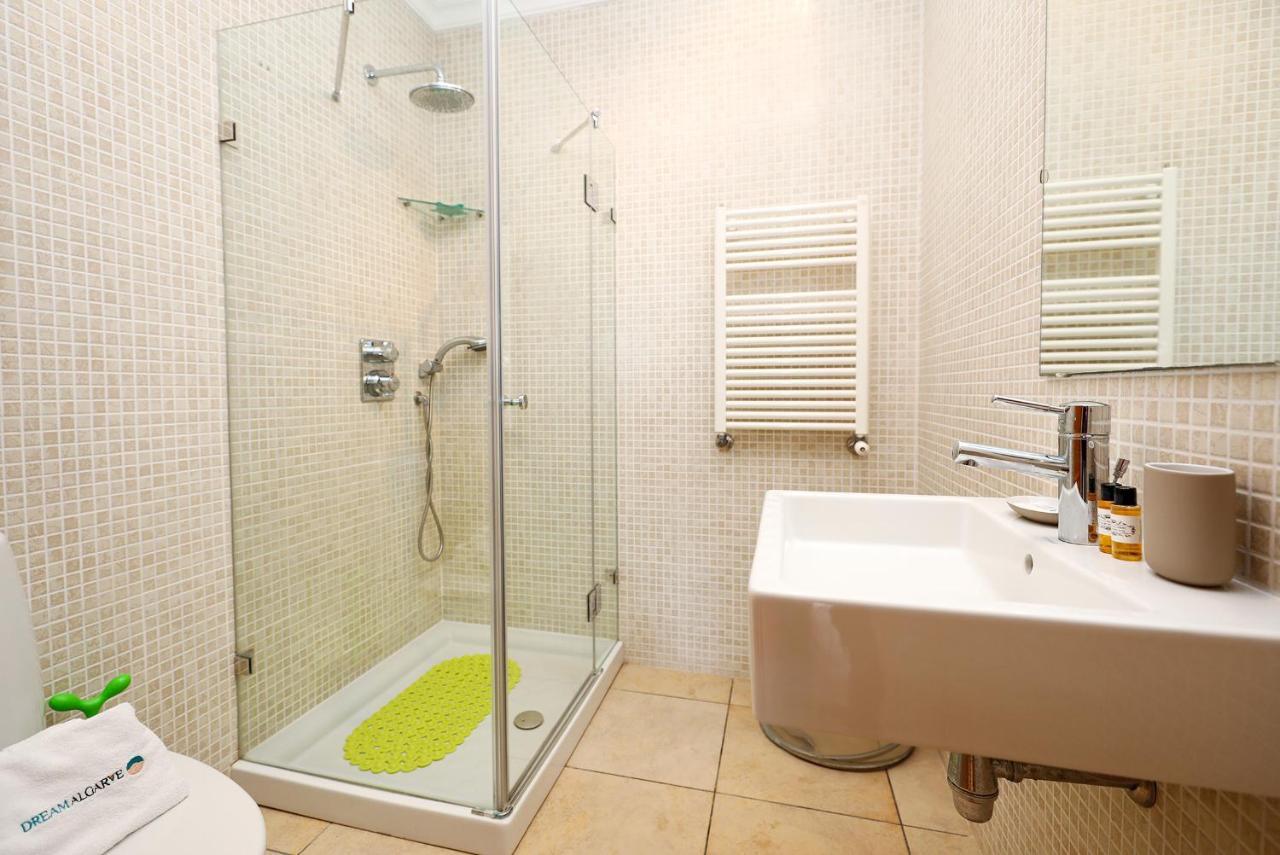 B80 - Gideon Albasol 2 Apartment In 라고스 외부 사진